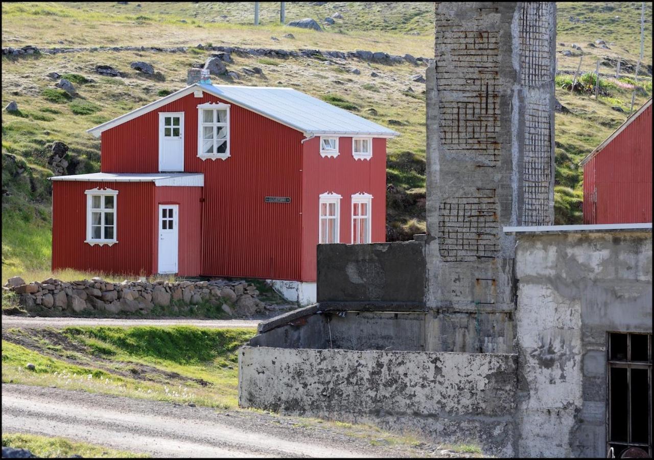 Hotel Djupavik Exteriör bild